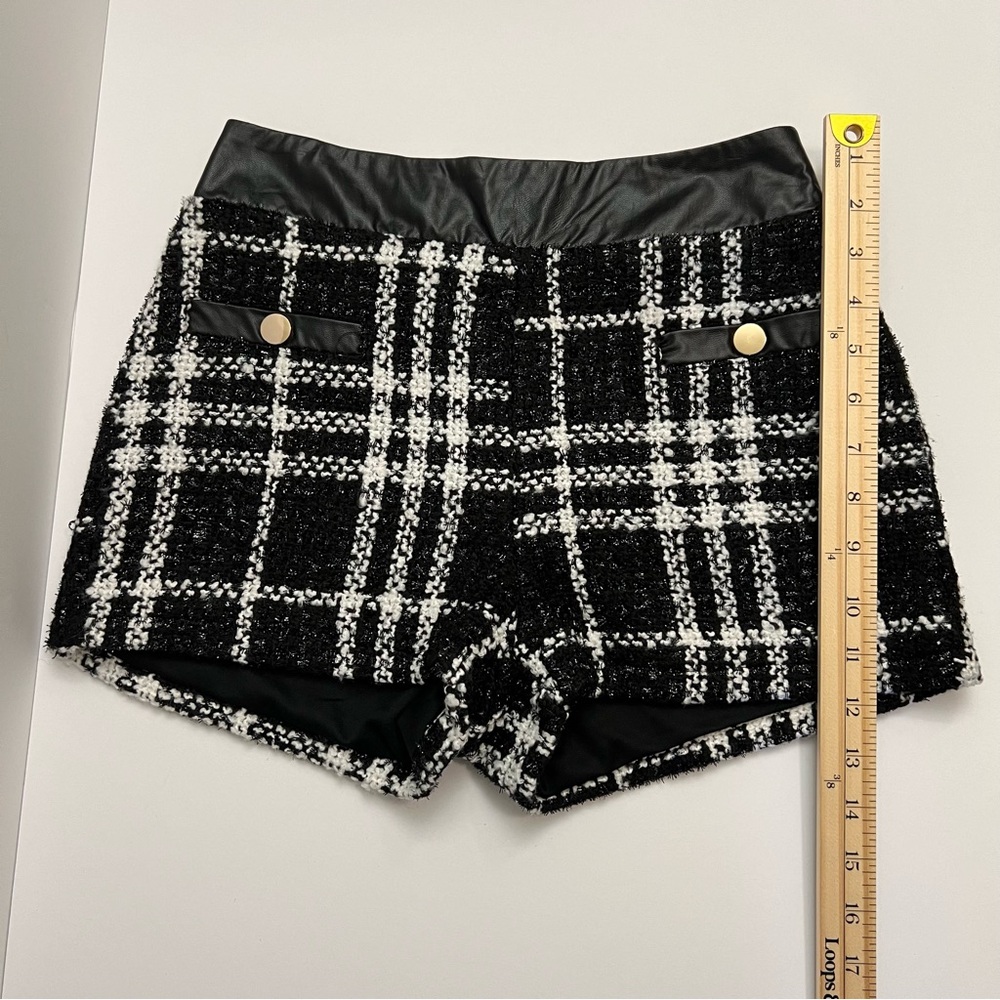 4 Pairs of Akira Shorts Size Small BUNDLE - Picture 11 of 15